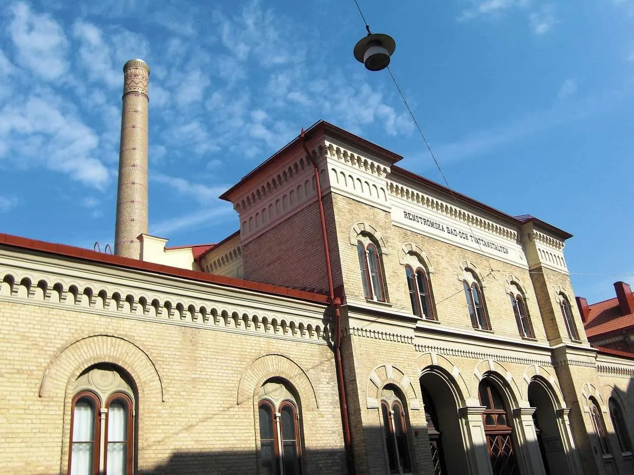 Roofing and Roof Repairs: Expert Guide